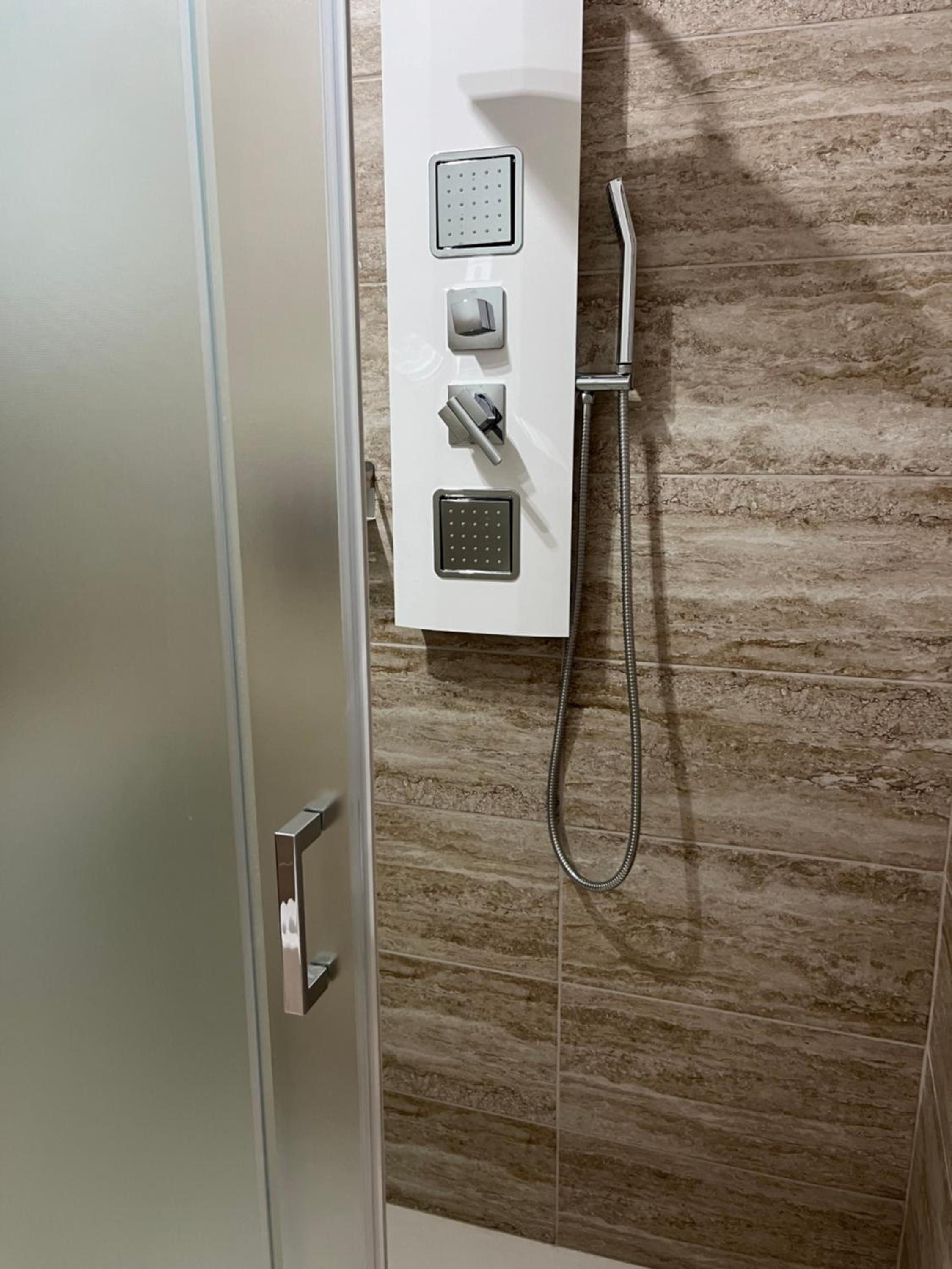 Agrumeto dell Etna en Mascalucia — bathroom