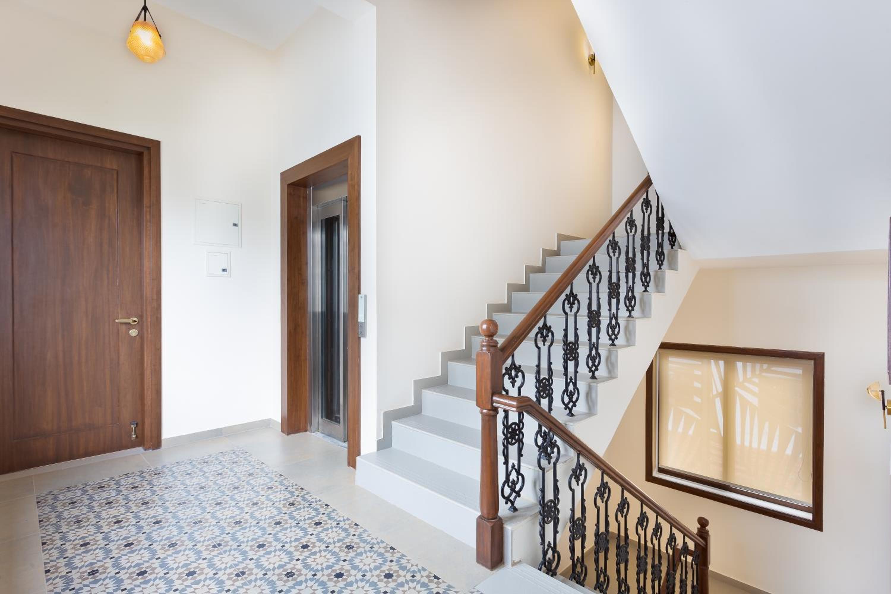 Melhor Stays Villa - L-E4 Luxurious 4BHK villa with private pool, Arpora view 5