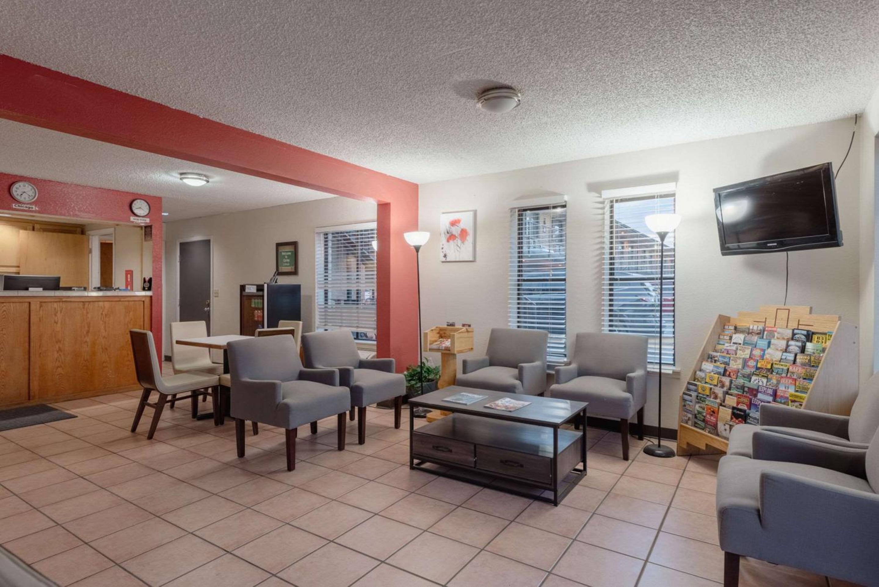 Cortez Vacations - Econo Lodge Cortez near Mesa Verde - Property Image 5