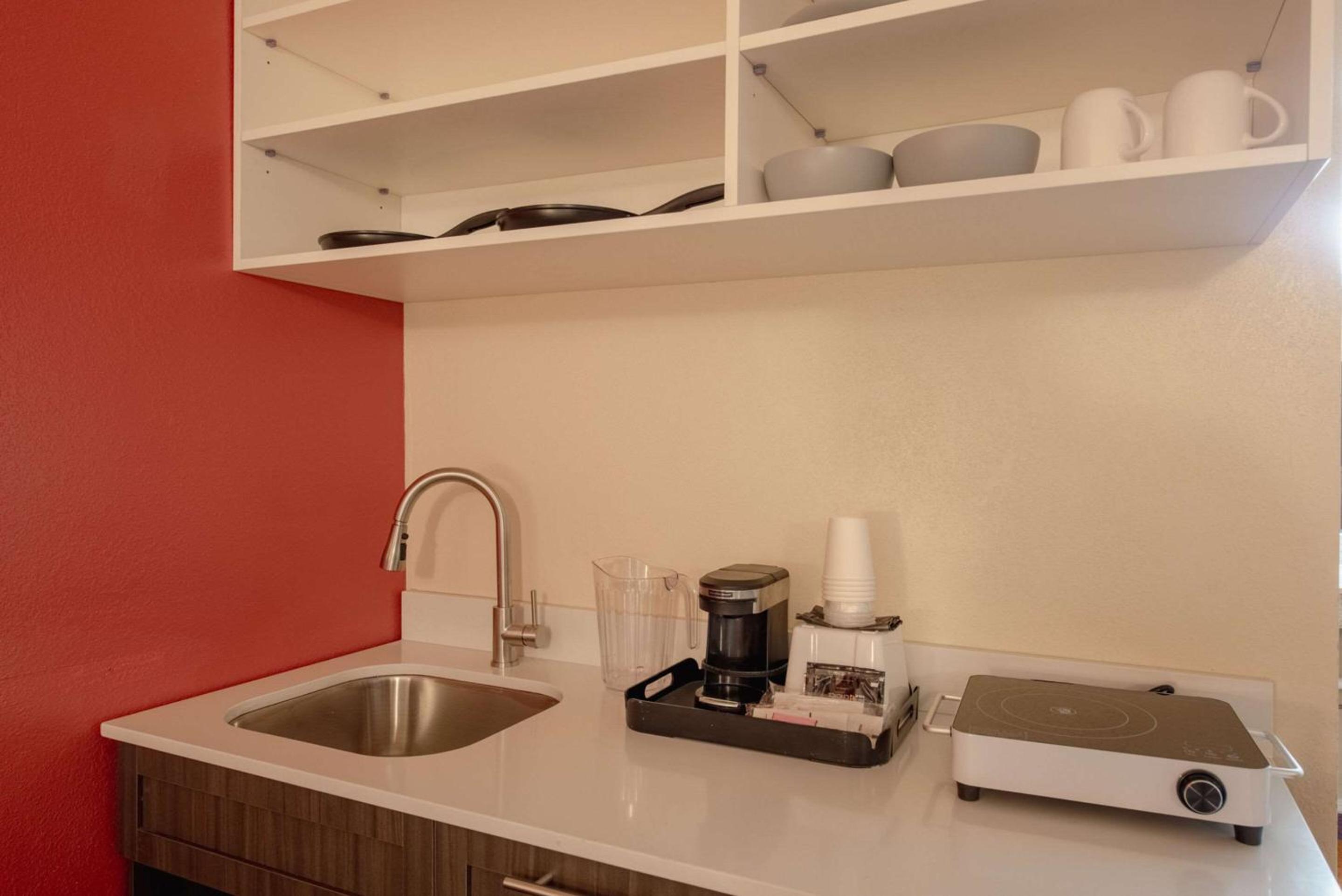 Cortez Vacations - Econo Lodge Cortez near Mesa Verde - Property Image 63