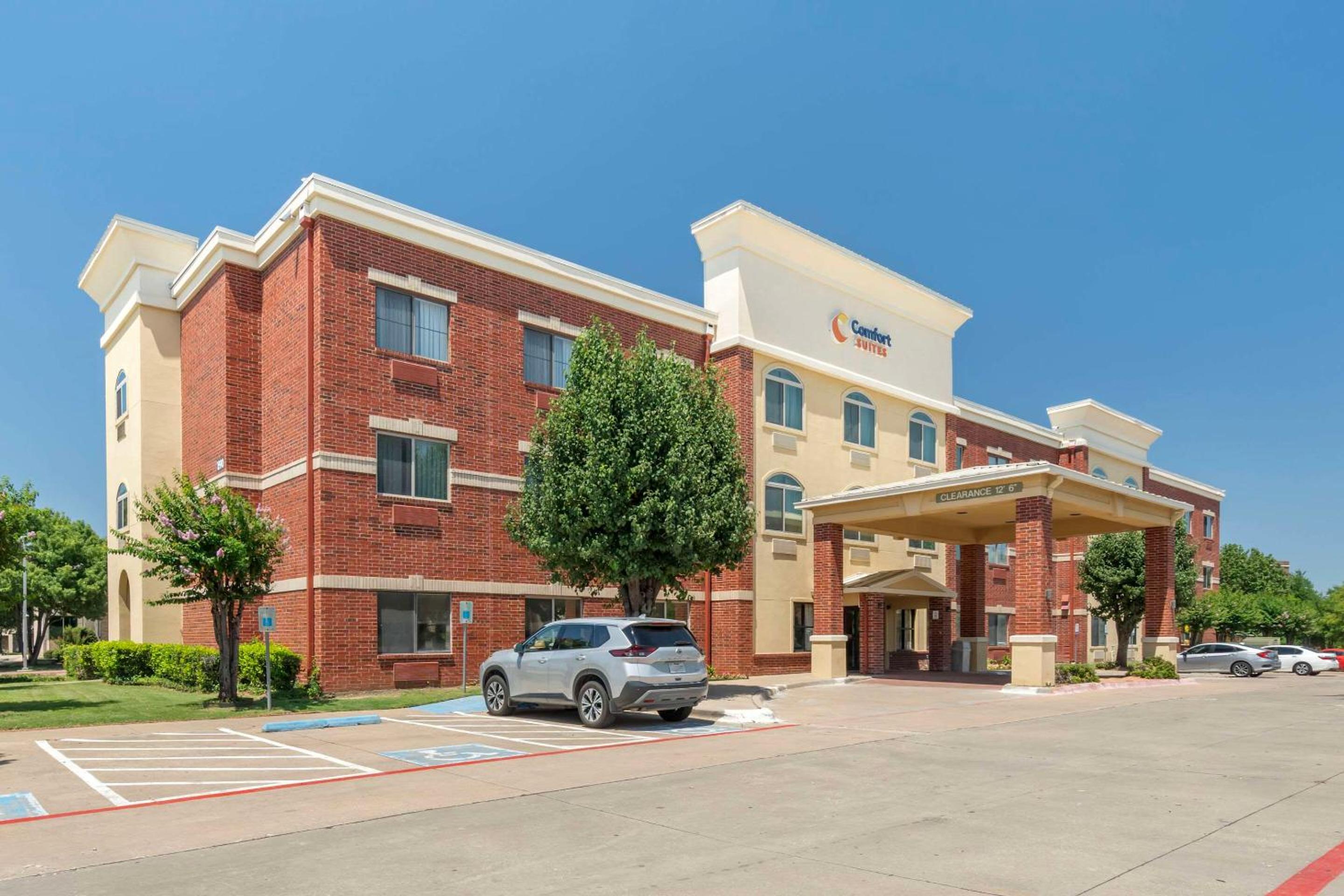 Dallas / Fort Worth Vacations - Comfort Suites McKinney-Allen - Property Image 1