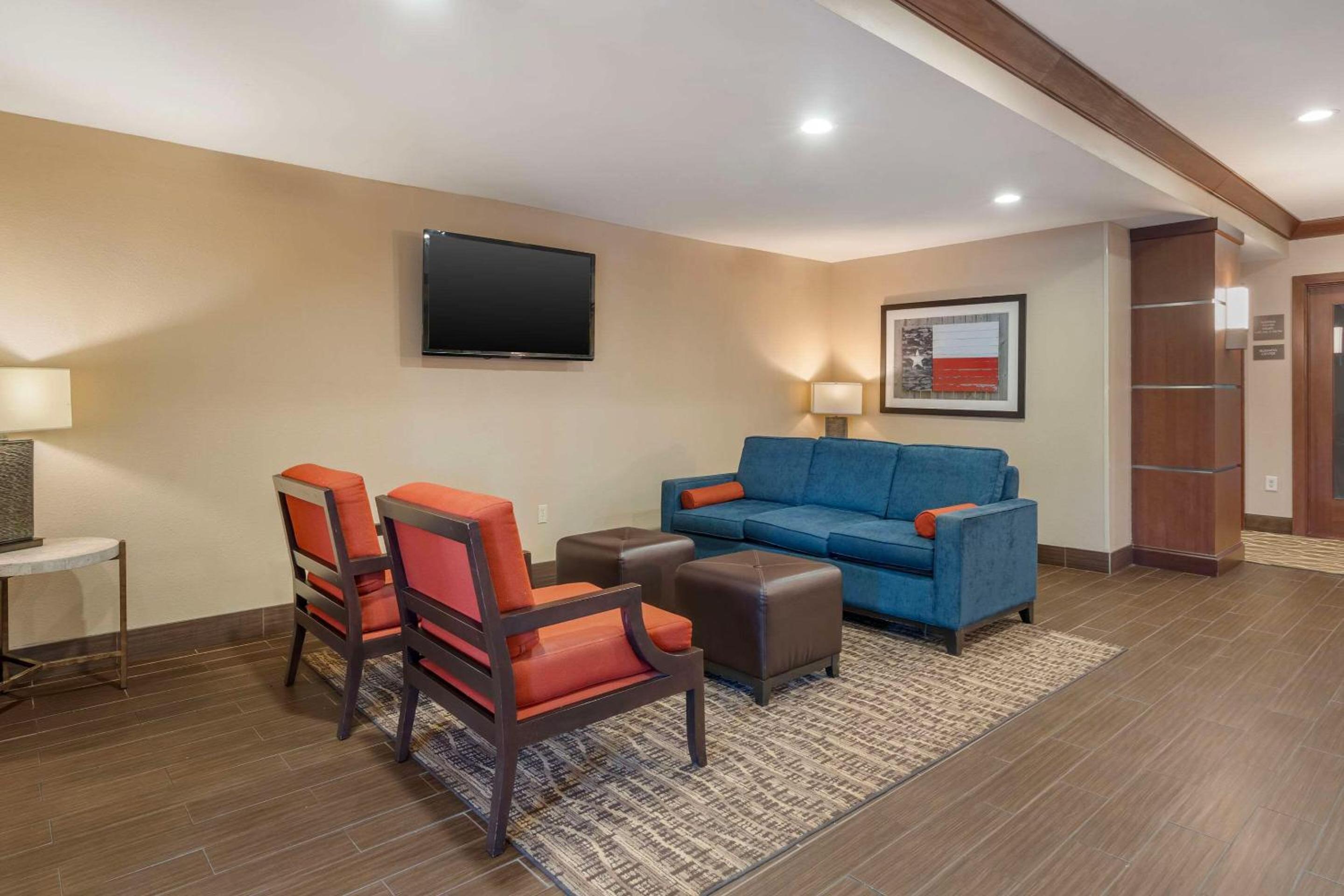 Comfort Suites McKinney-Allen - Property Image 31