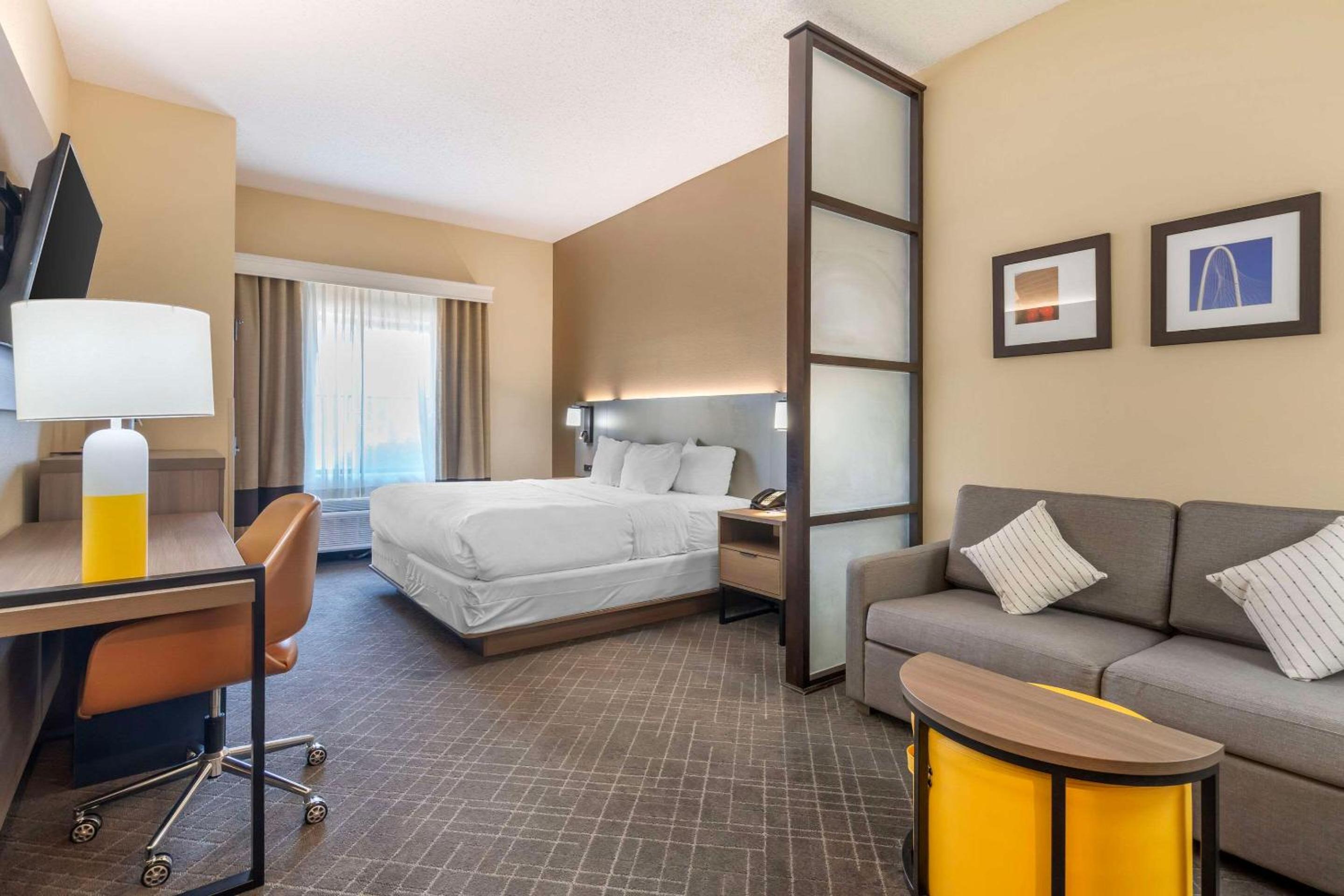 Comfort Suites McKinney-Allen - Property Image 8