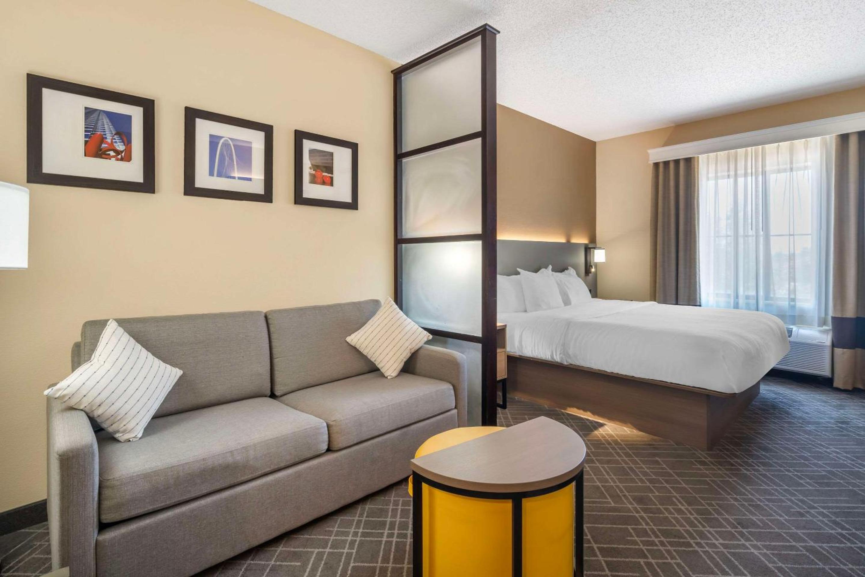 Comfort Suites McKinney-Allen - Property Image 36