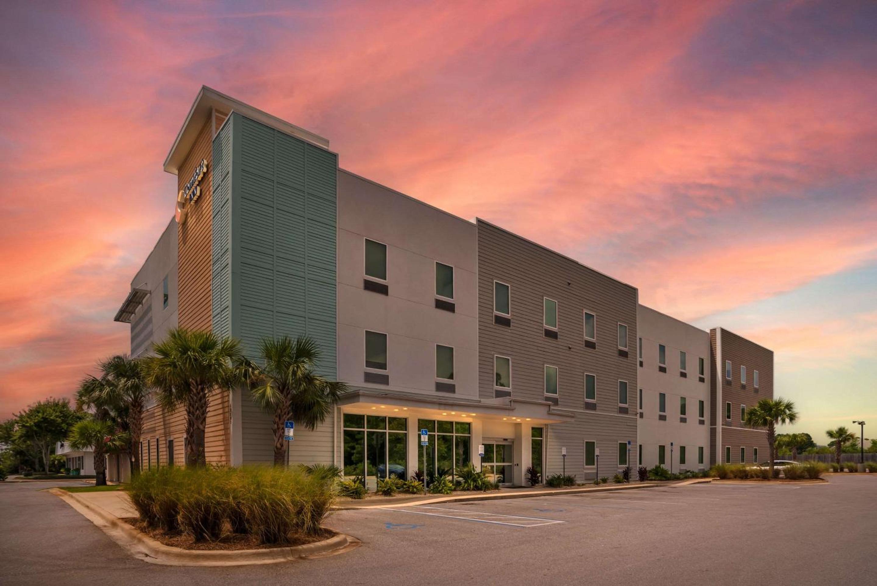 Comfort Inn Miramar Beach-Destin view 4