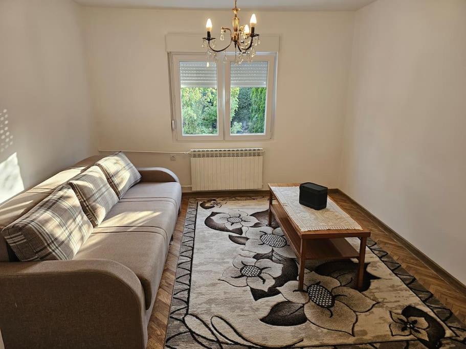 Violeta guest house