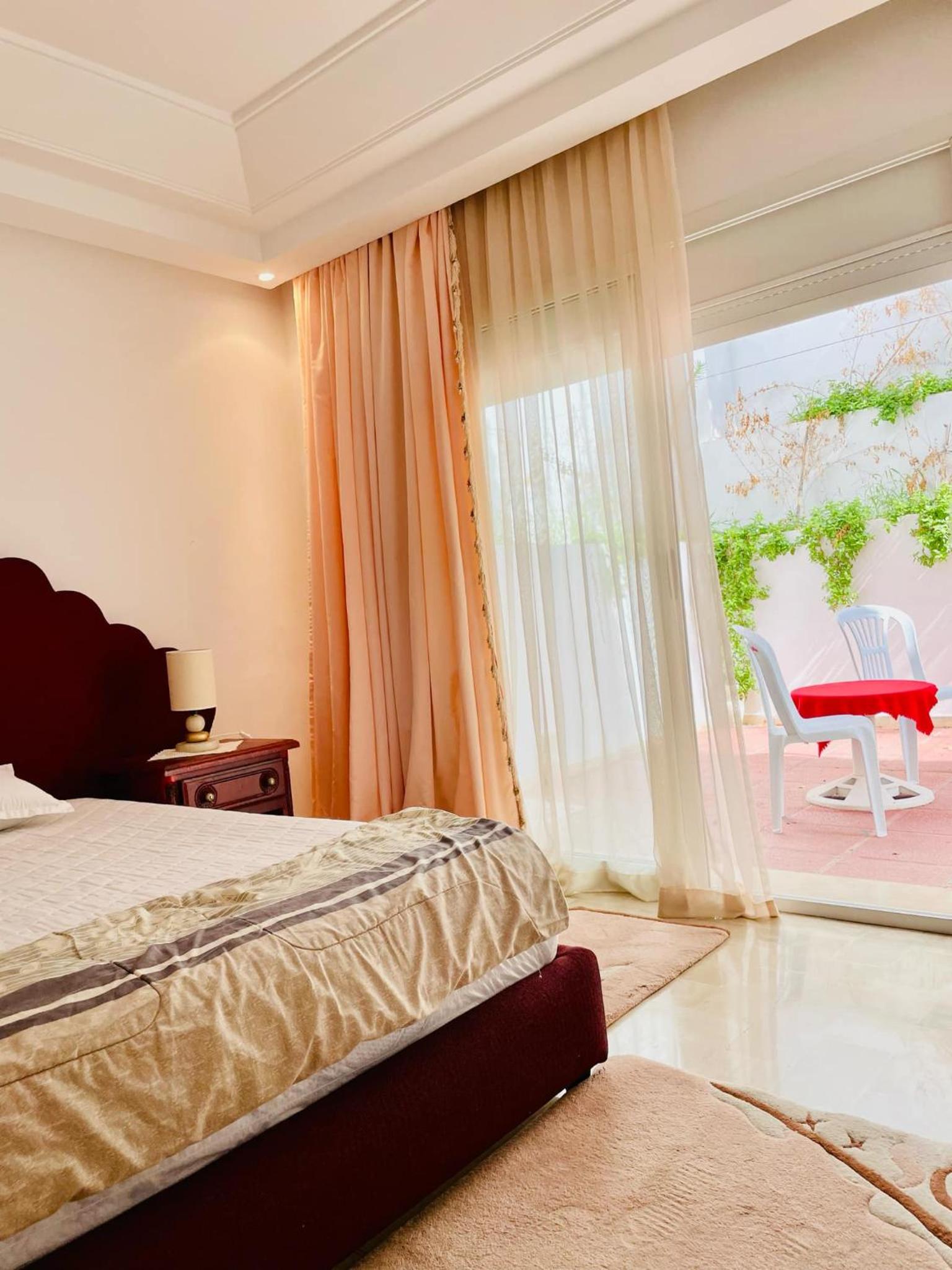 hotel room