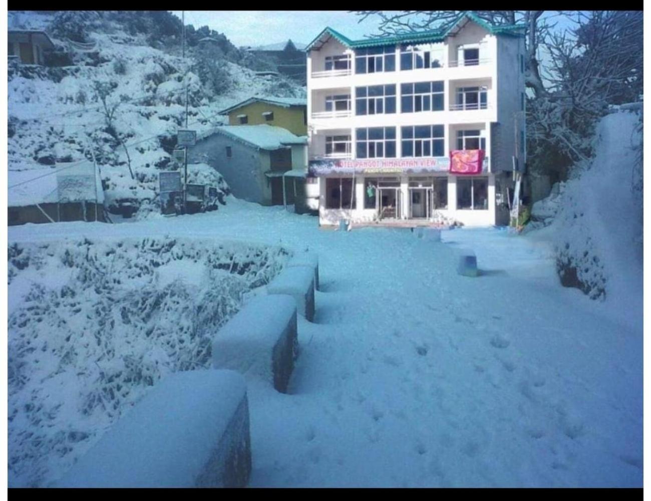 Hotel Pangot Himalayan View, Pangoot, Uttarakhand view 4