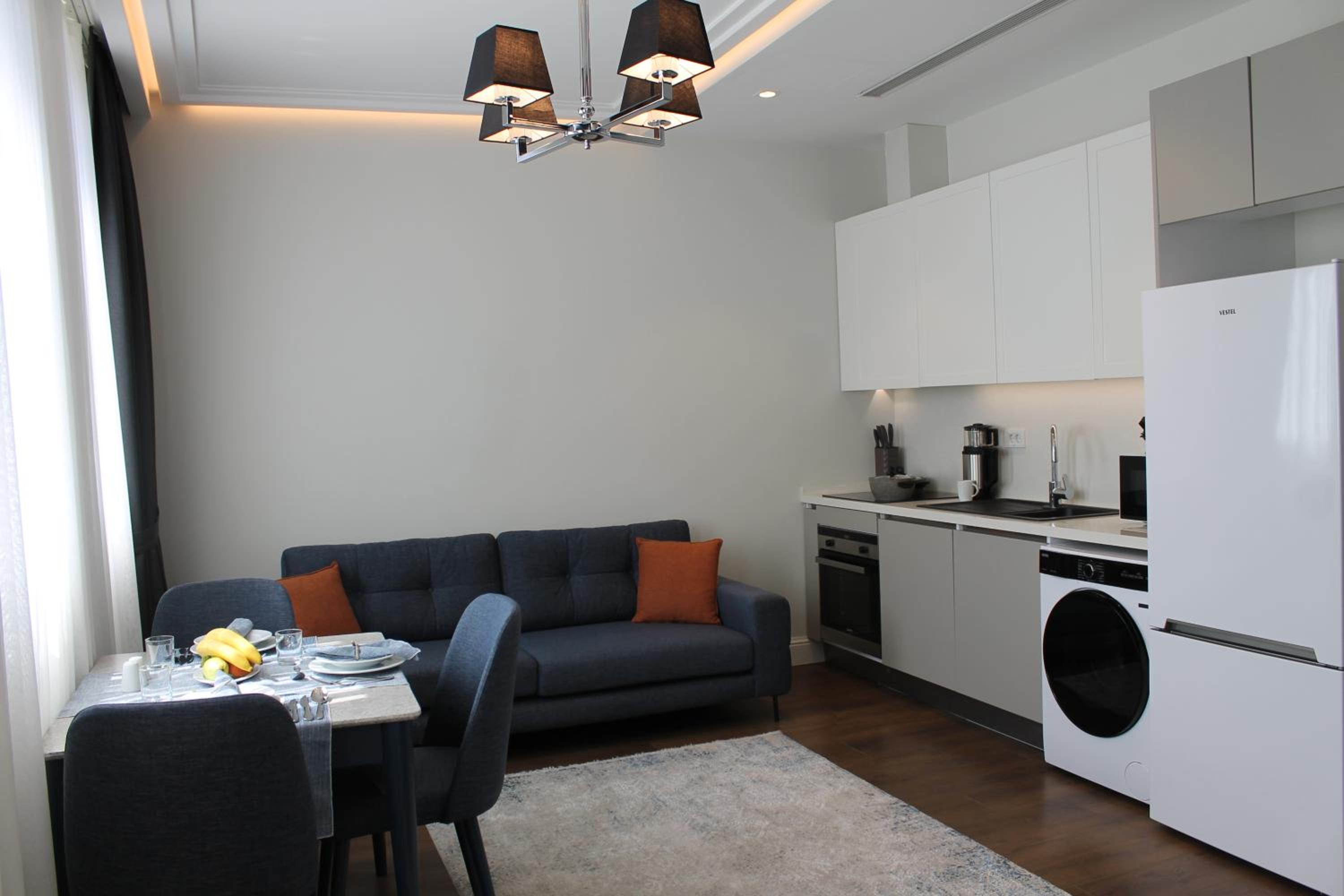 Garlon Residence - Image 299