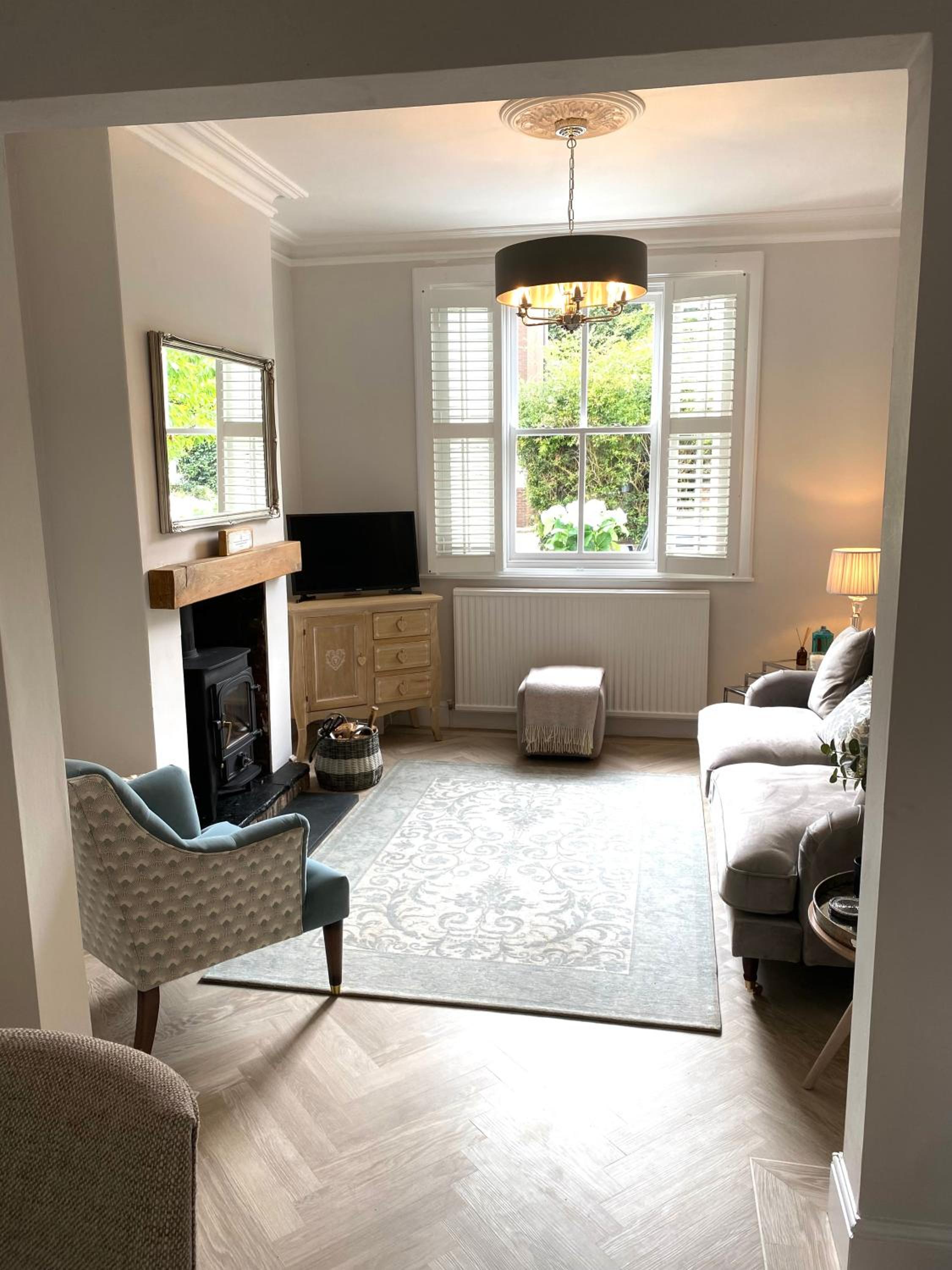 Award Winning Elegant luxurious refurbished meticulous 3 Bed