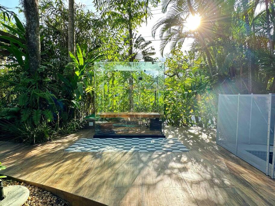 Casa em condomínio na Praia da Baleia com alto astral