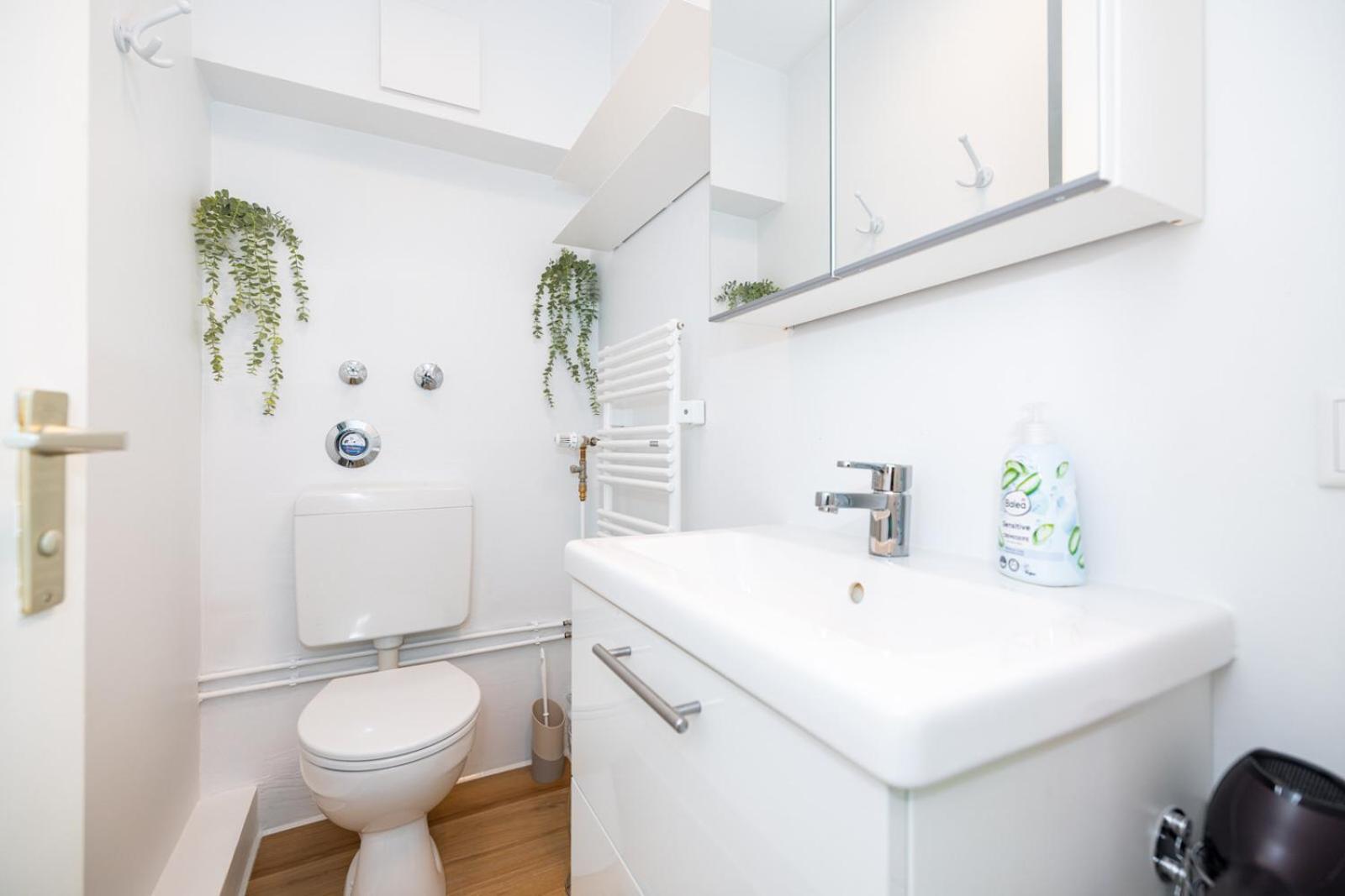 Nettes kleines Apartment mit Stellplatz