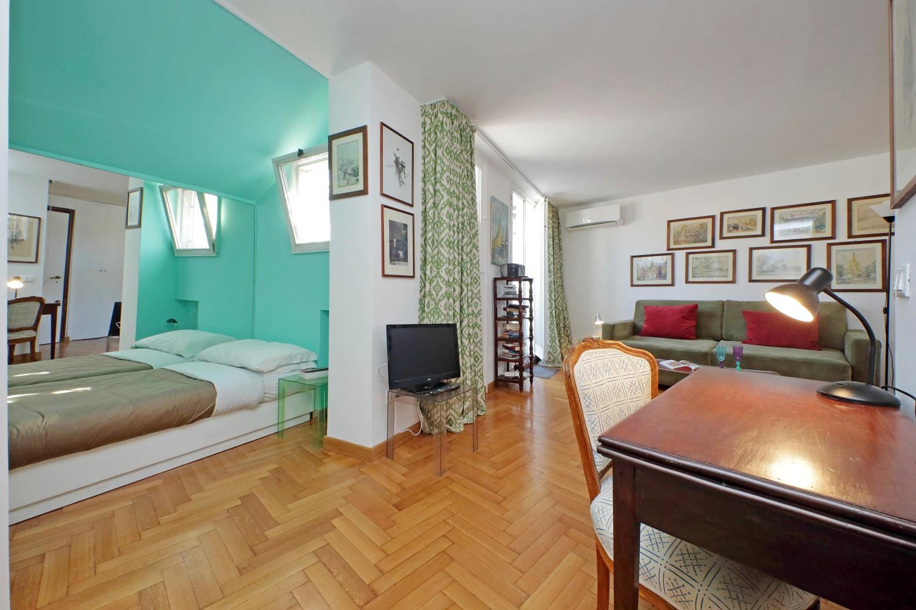 hotel room