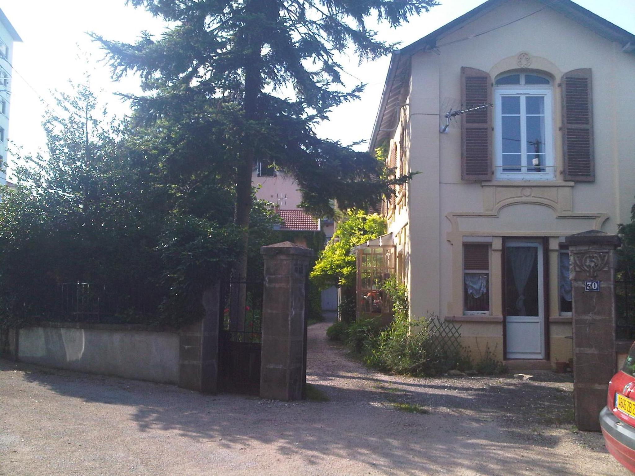 LE VICTORIA