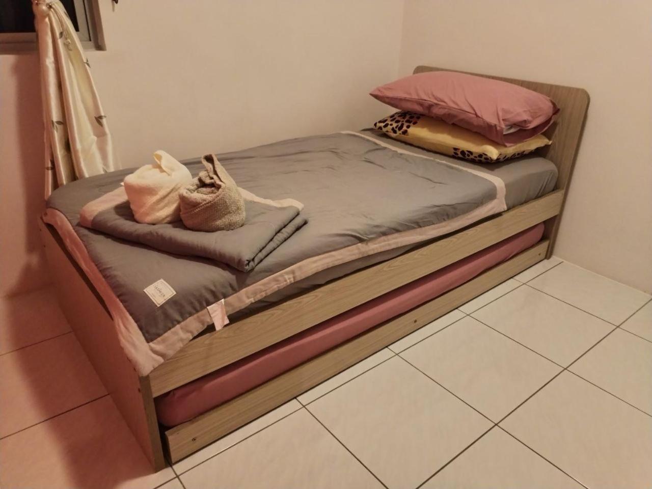 Camellia Residence ForestView Seri Austin Johor Bahru Near Eco Palladium by Harmony Homestay
