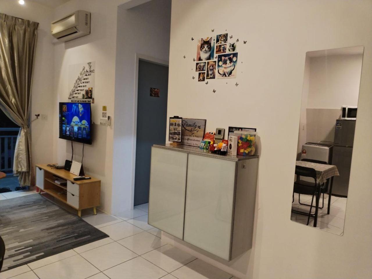 Camellia Residence ForestView Seri Austin Johor Bahru Near Eco Palladium by Harmony Homestay
