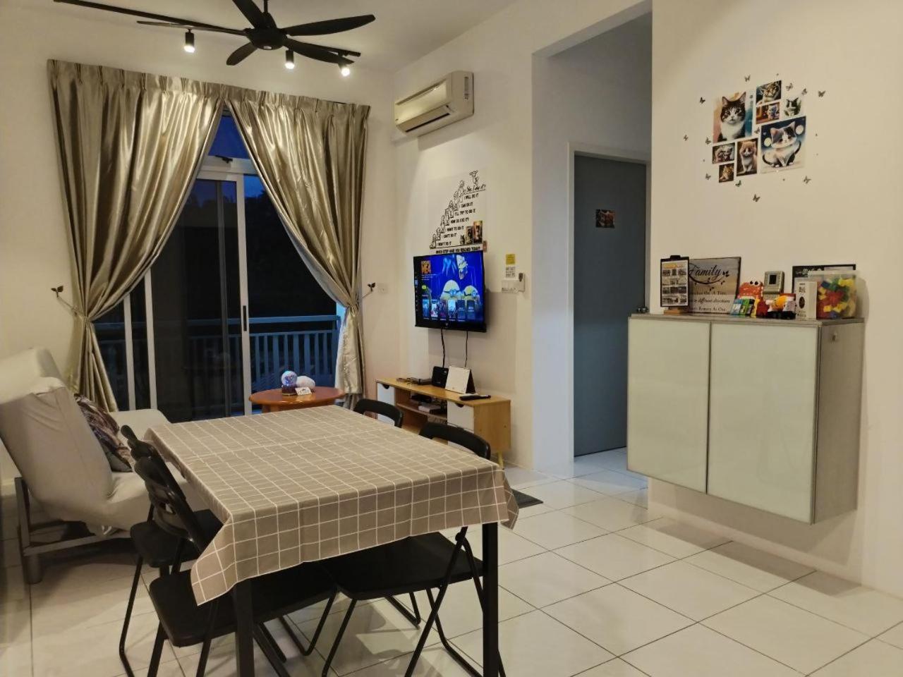 Camellia Residence ForestView Seri Austin Johor Bahru Near Eco Palladium by Harmony Homestay