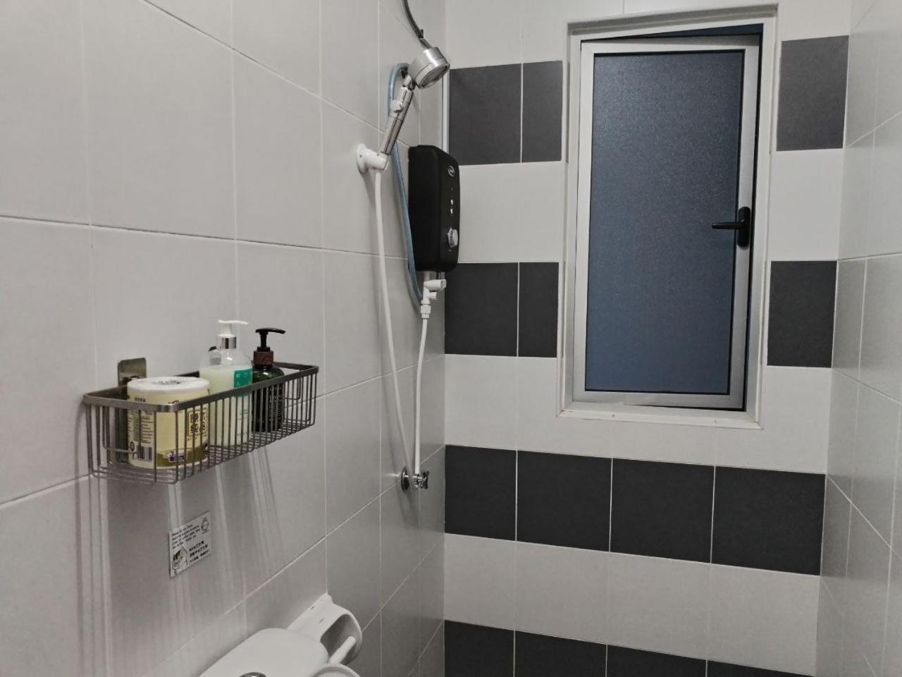 Camellia Residence ForestView Seri Austin Johor Bahru Near Eco Palladium by Harmony Homestay