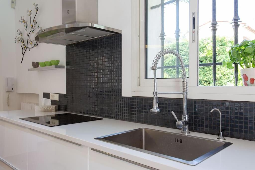 Spacious Villa Vallauris Cannes with AC throughout and large private pool