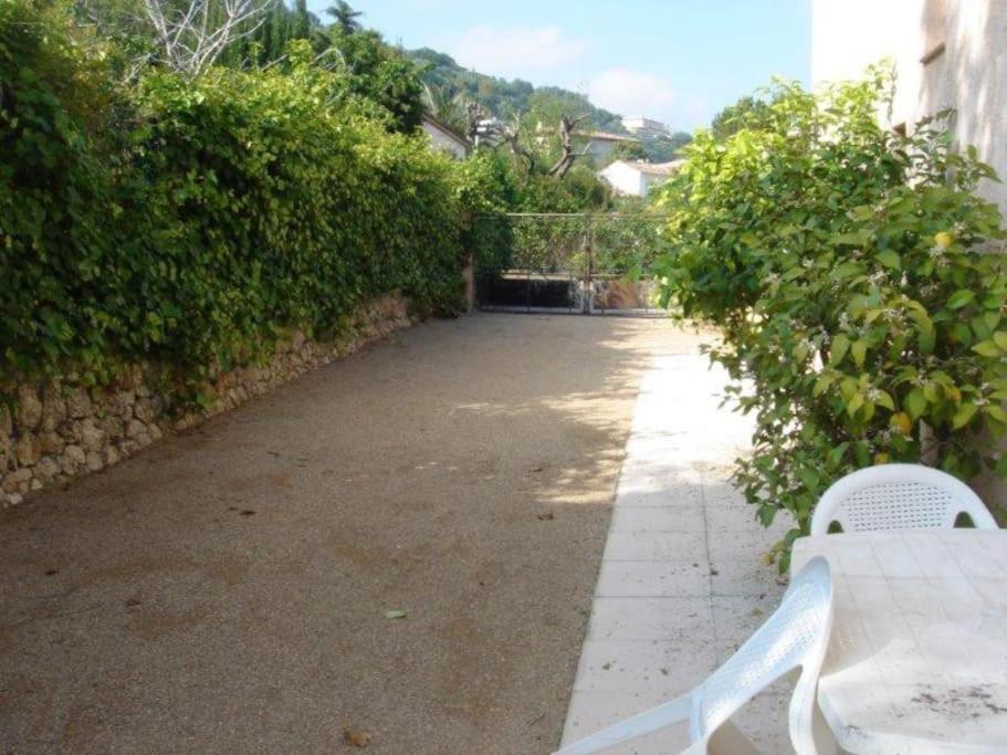 Spacious Villa Vallauris Cannes with AC throughout and large private pool