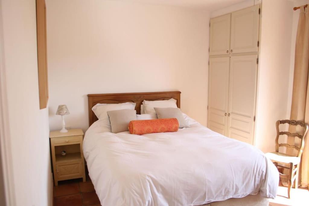 Spacious Villa Vallauris Cannes with AC throughout and large private pool