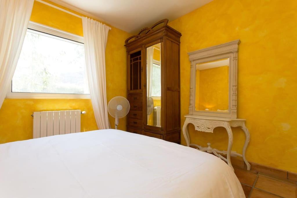 Spacious Villa Vallauris Cannes with AC throughout and large private pool