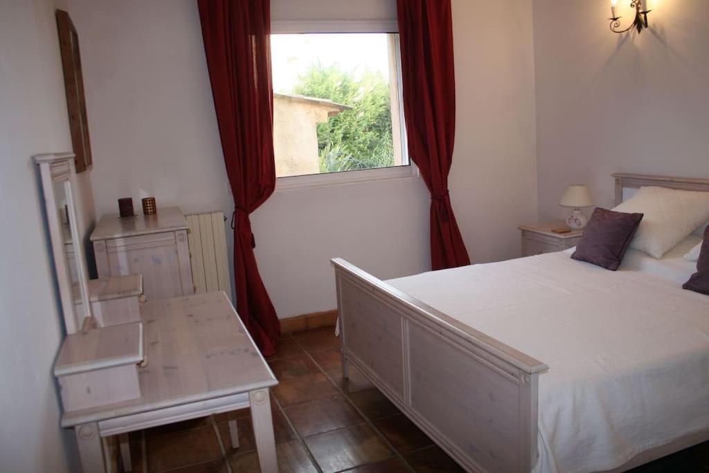 Spacious Villa Vallauris Cannes with AC throughout and large private pool