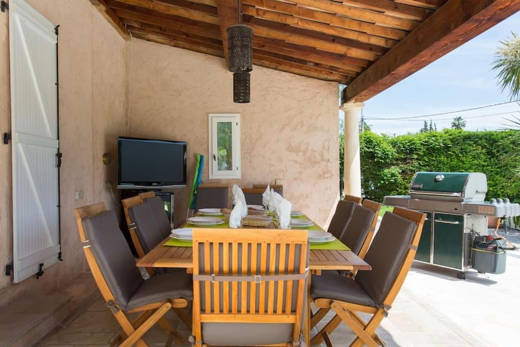 Spacious Villa Vallauris Cannes with AC throughout and large private pool