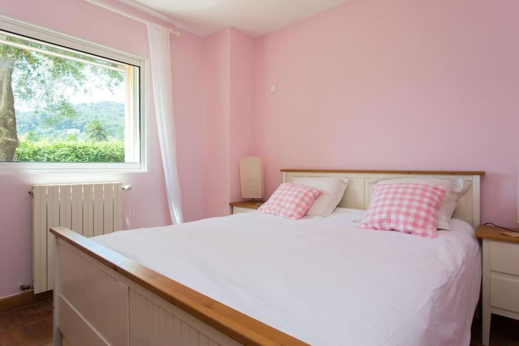 Spacious Villa Vallauris Cannes with AC throughout and large private pool