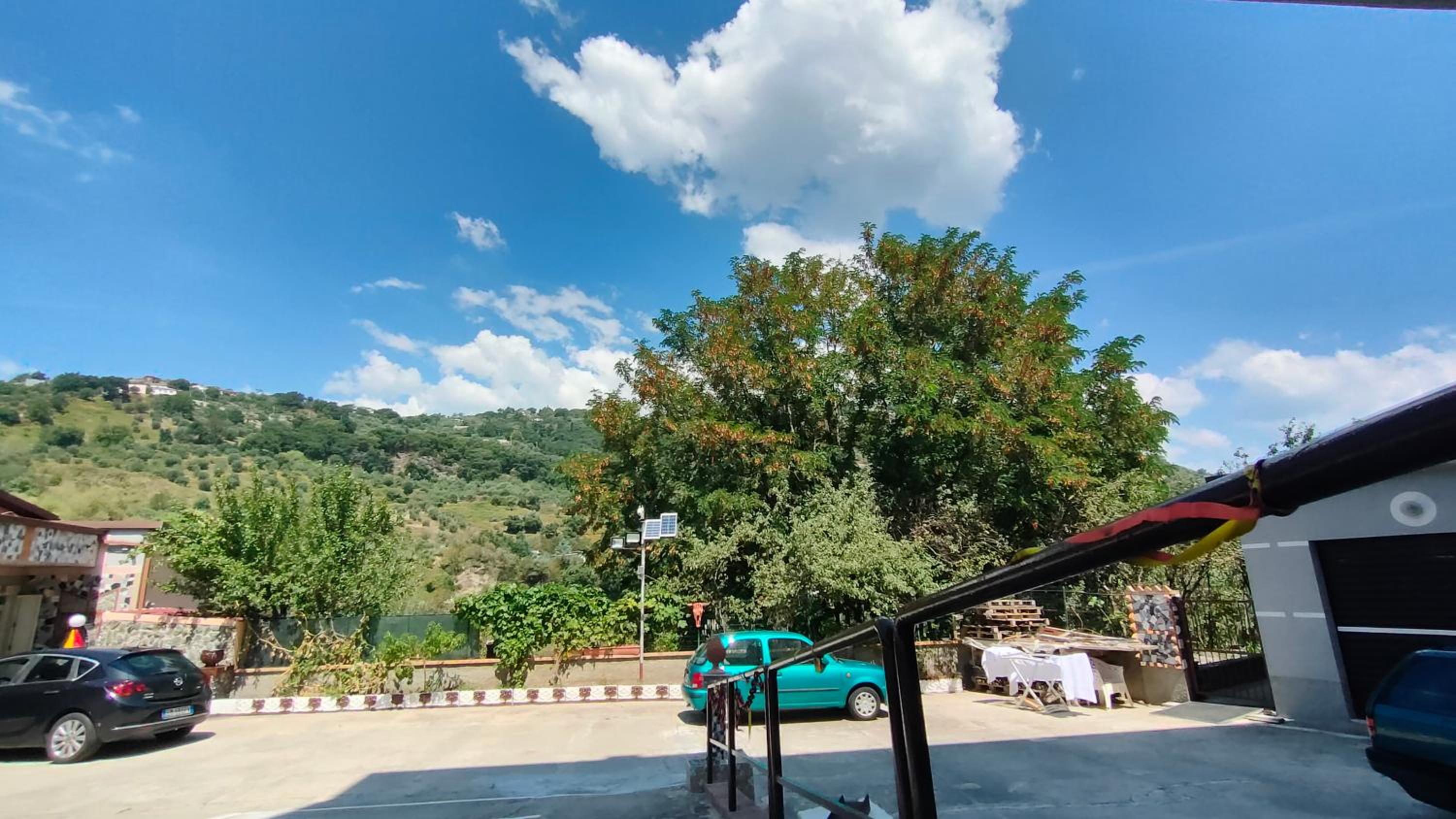 Camera a Catanzaro in villa relax ""oasi verde""