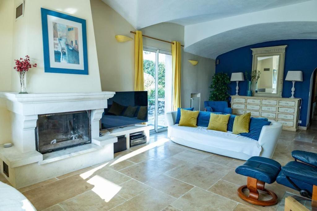 Spacious Villa Vallauris Cannes with AC throughout and large private pool