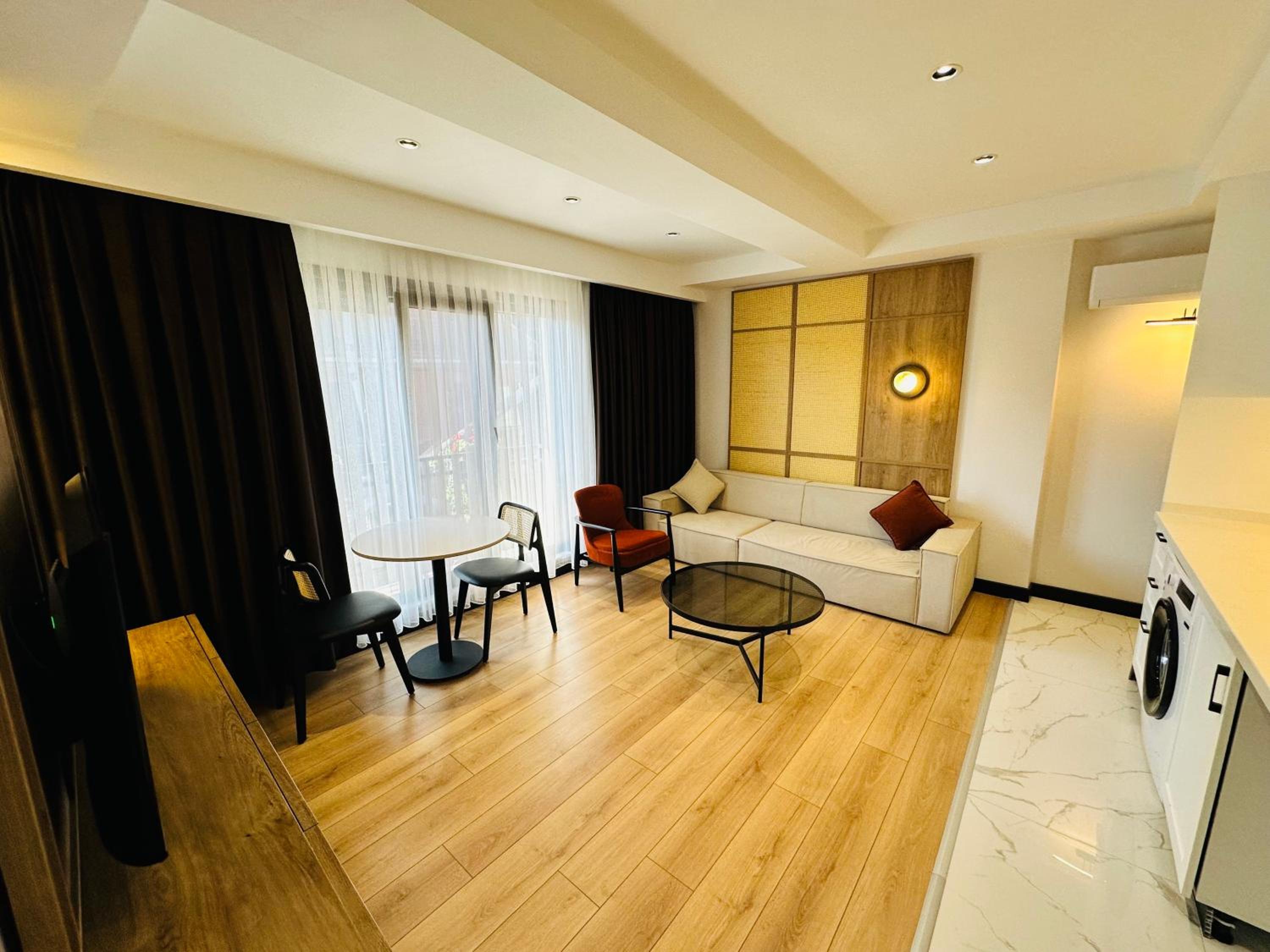 Rose Point Residence