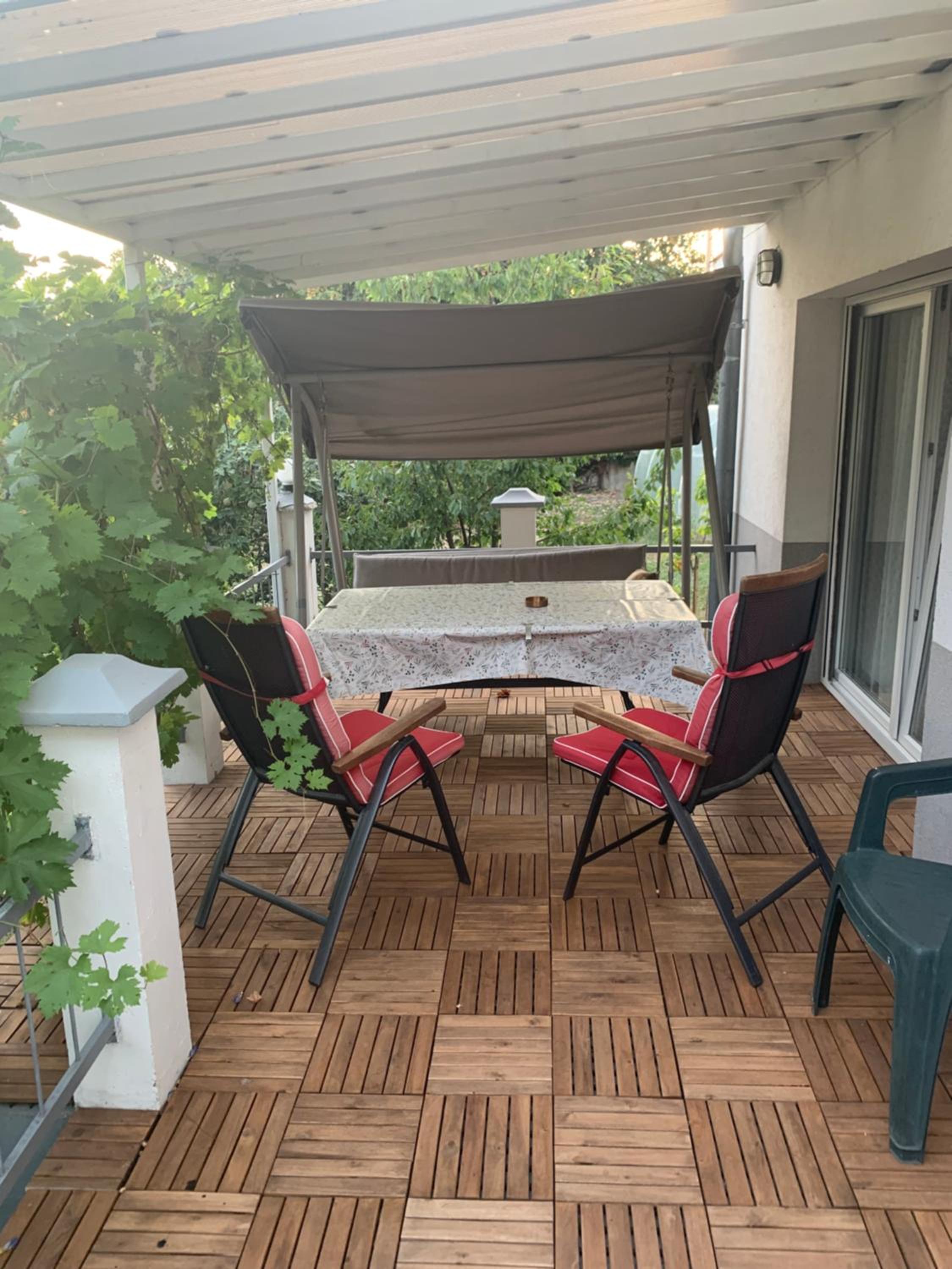 Apartman MirA