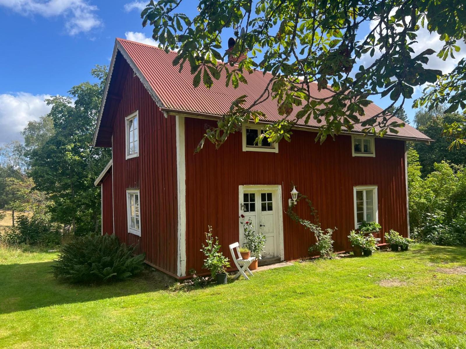 Månsarps skogs- och alpackagård