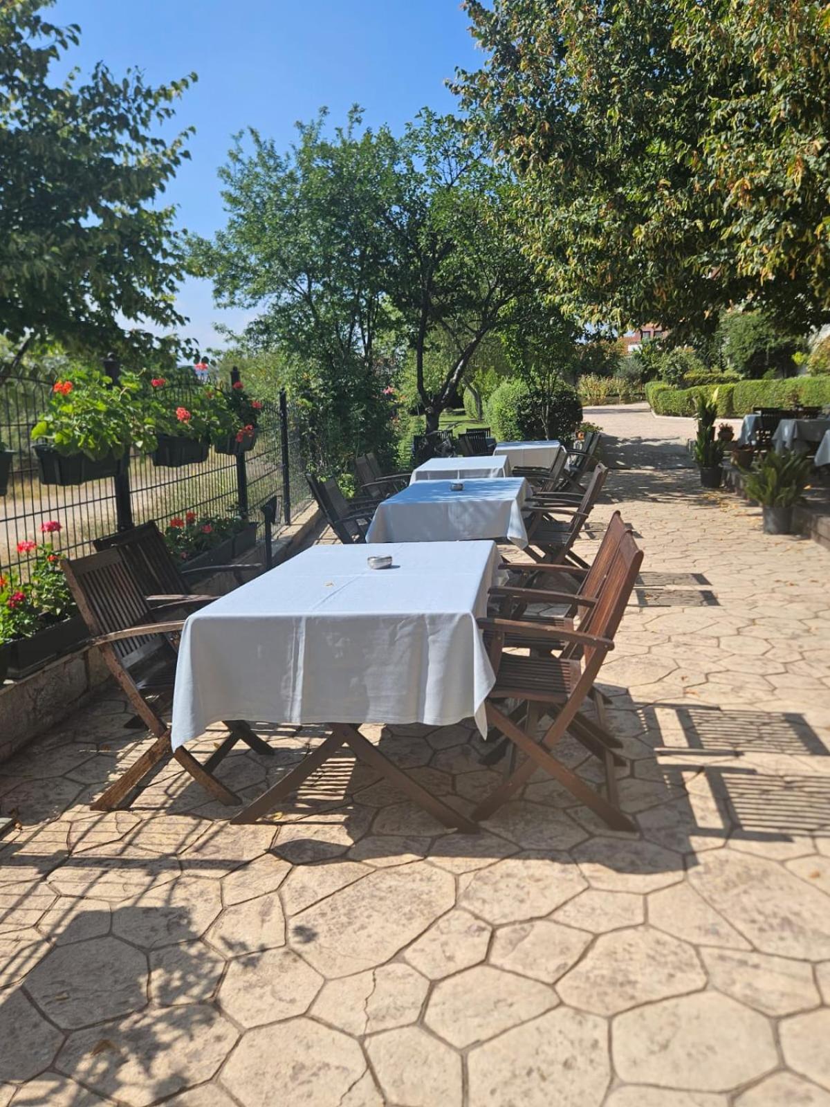 Sea View Holiday for Family and Friends -Почивка с изглед към морето за семейство и приятели