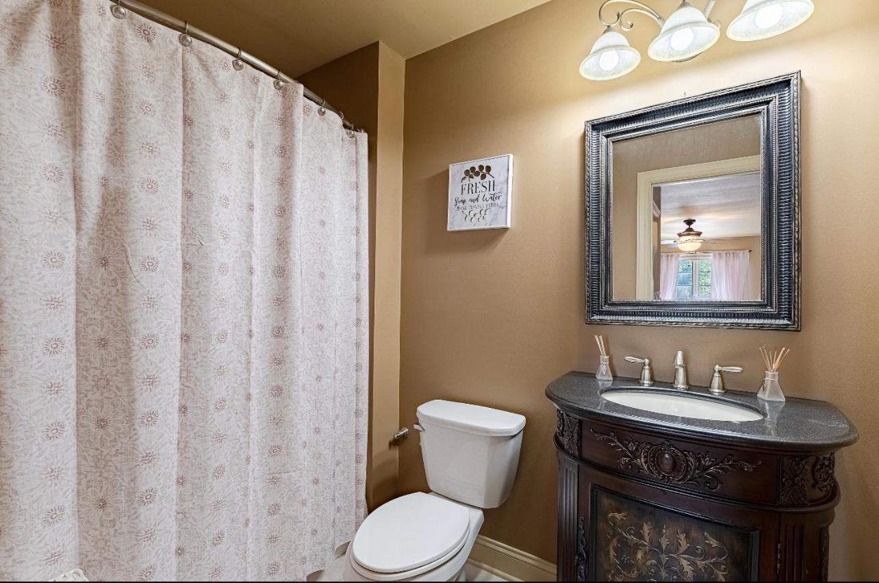 Luxury Home Premier Golf Course!