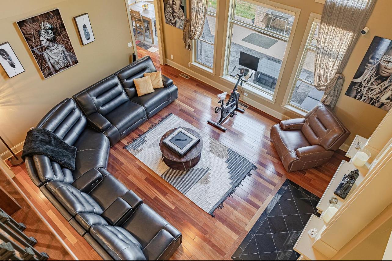 Luxury Home Premier Golf Course!