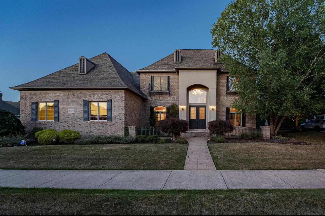 Luxury Home Premier Golf Course!