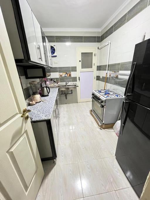 Modern 3-Bedroom Apartment in Prime Gardenia City