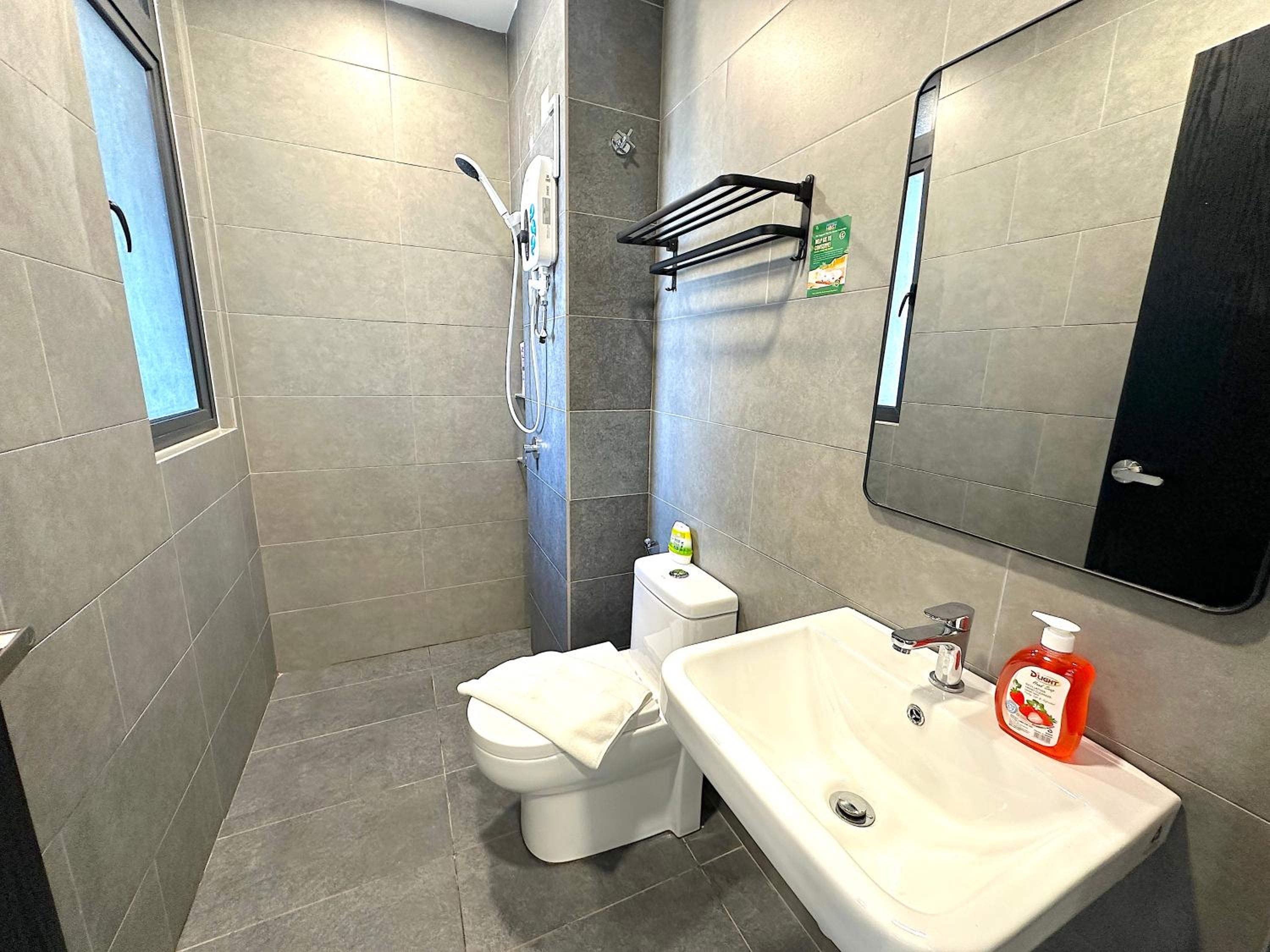 Neu Suites By Serenity Homes Near Gleneagles, KLCC & LRT, Kuala Lumpur - 11