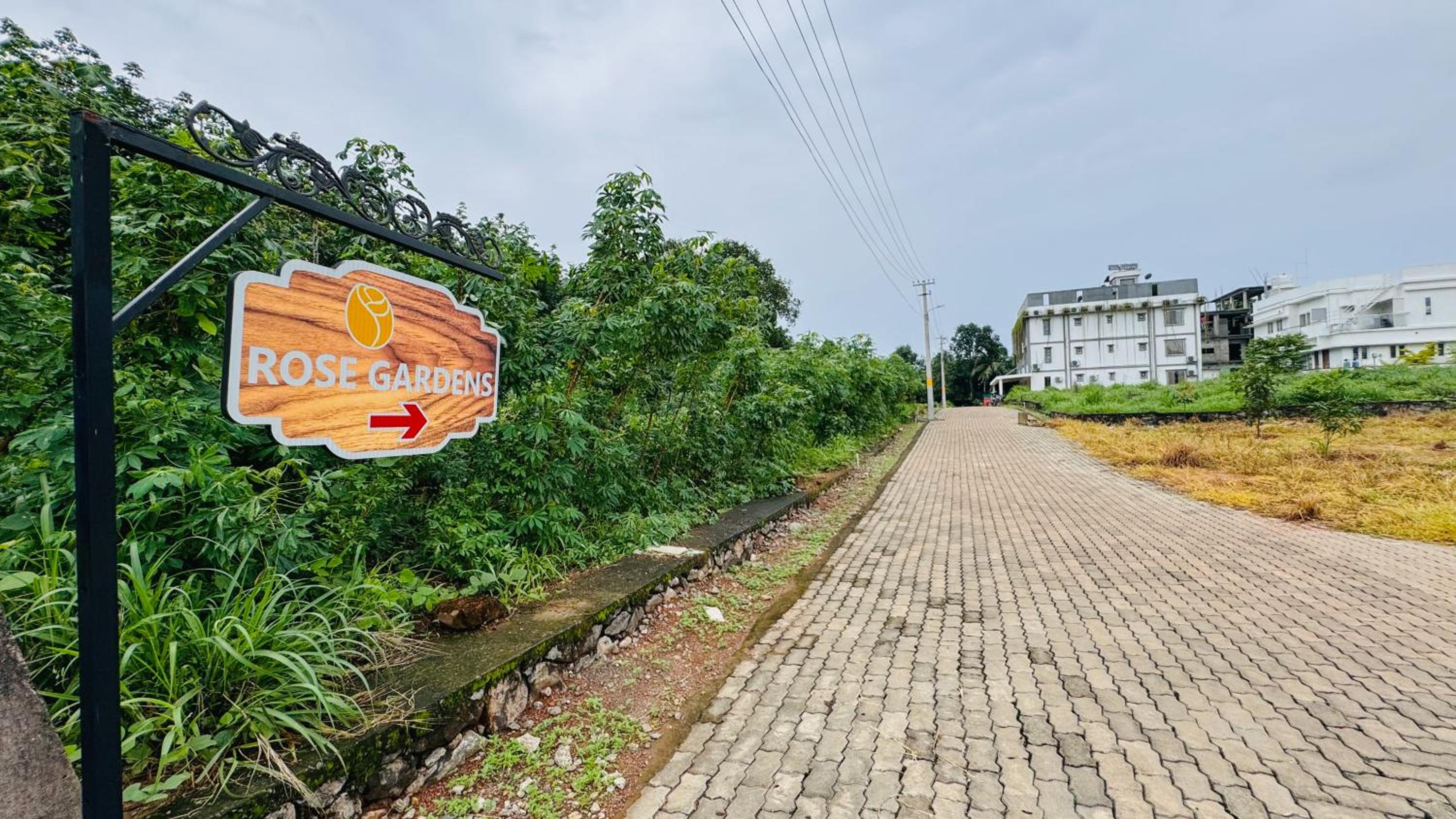Rose Garden at Rajagiri Hospital