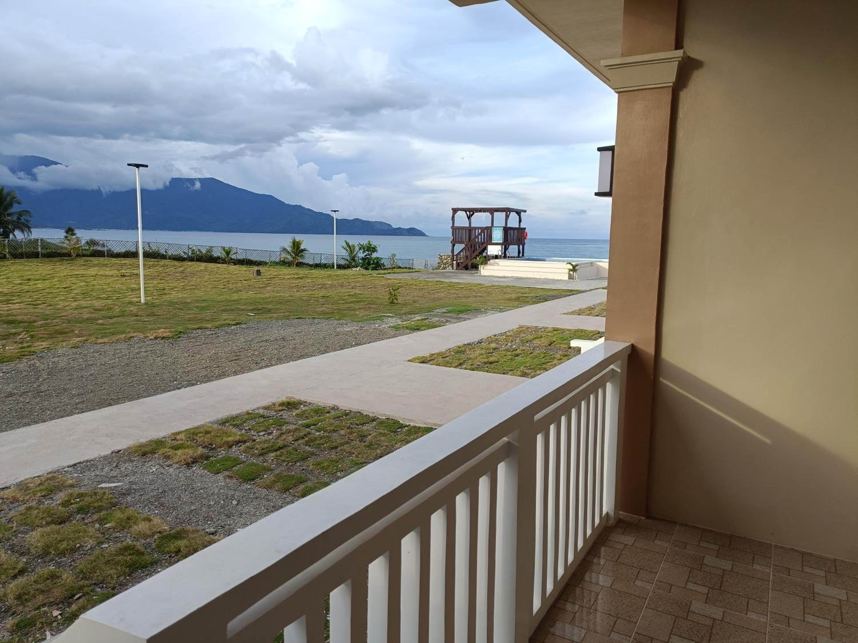 Pacific-Paradise Beach Resort