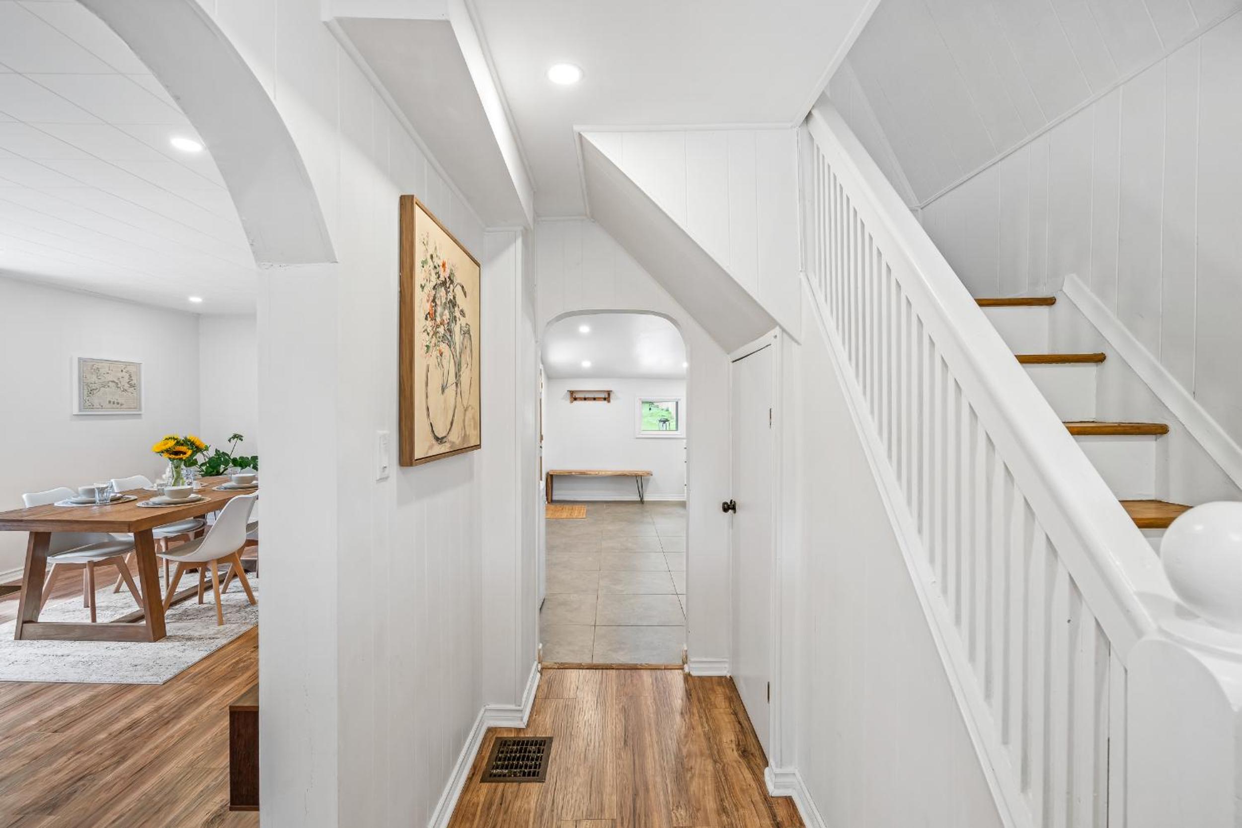 Queenston Cottage