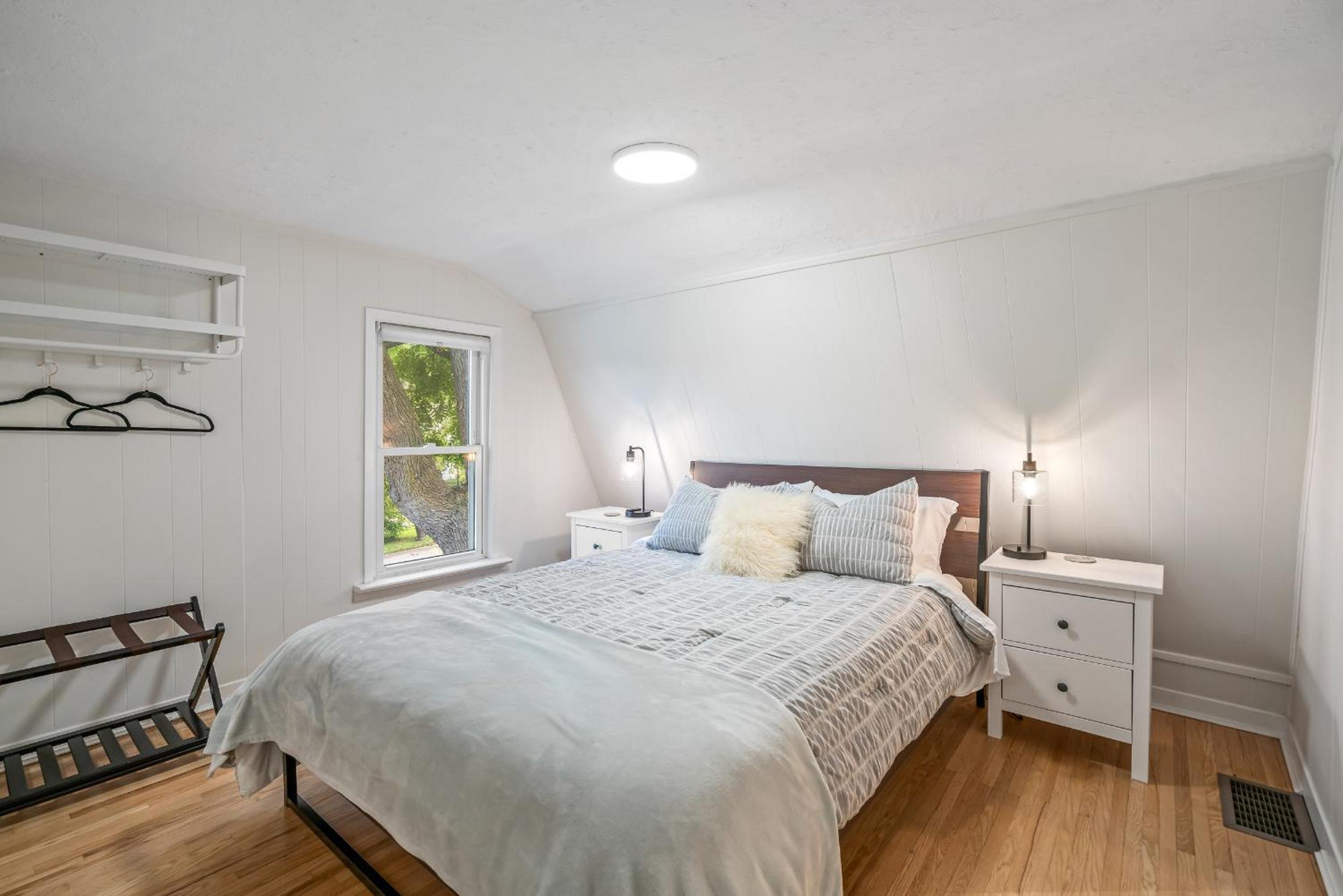 Queenston Cottage