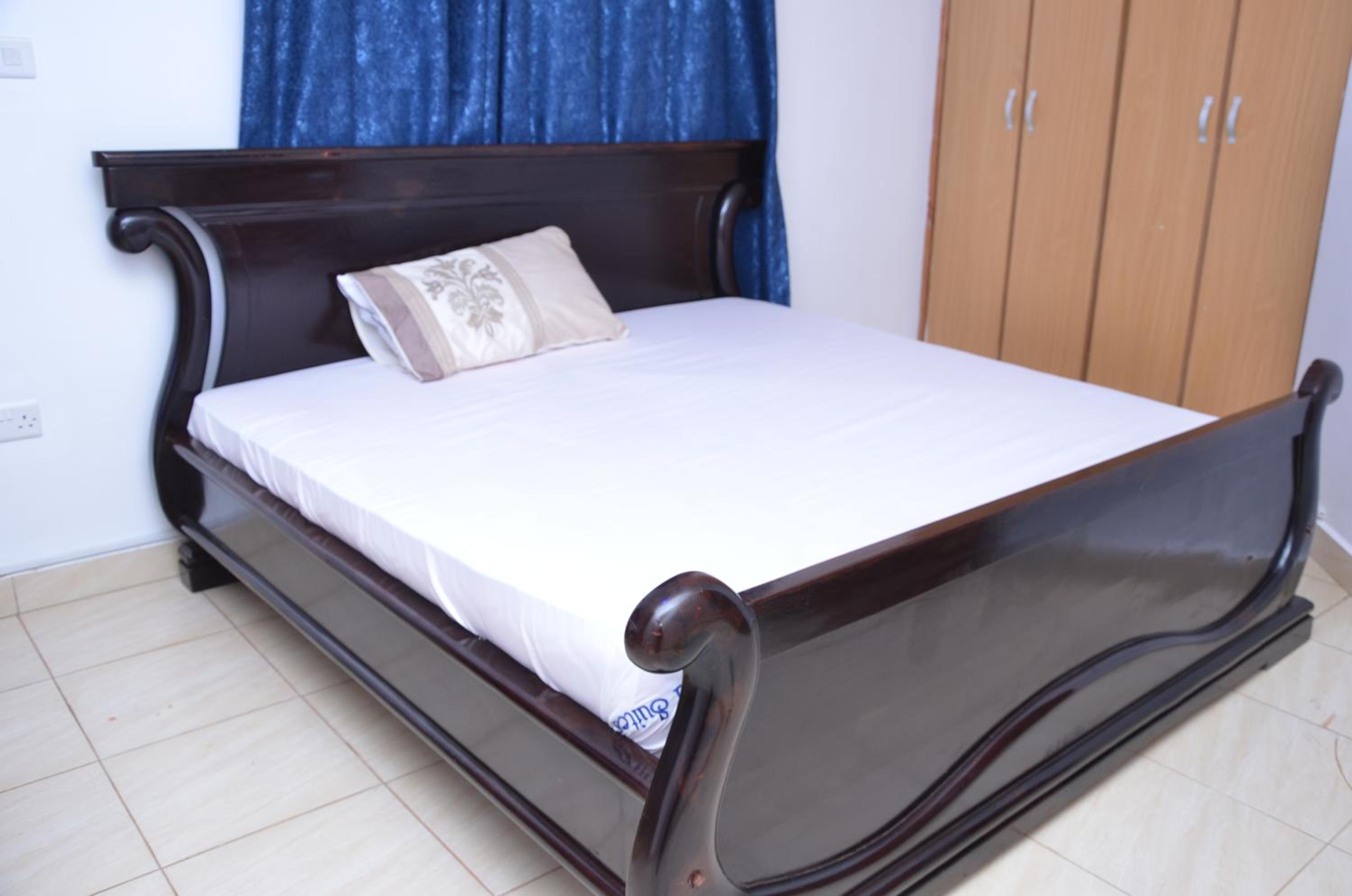 Juliana Suites Hotel Apartments