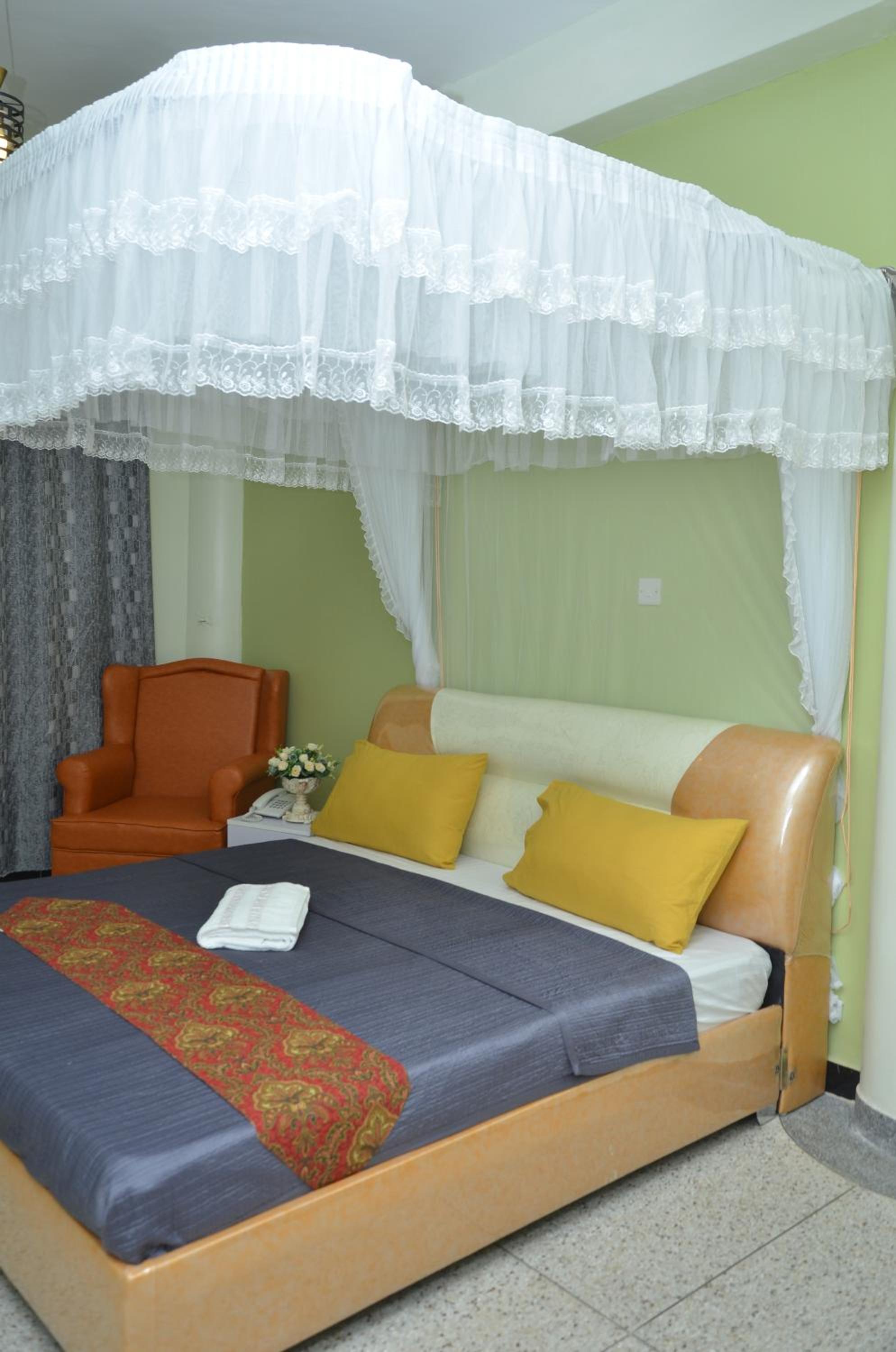 Juliana Suites Hotel Apartments