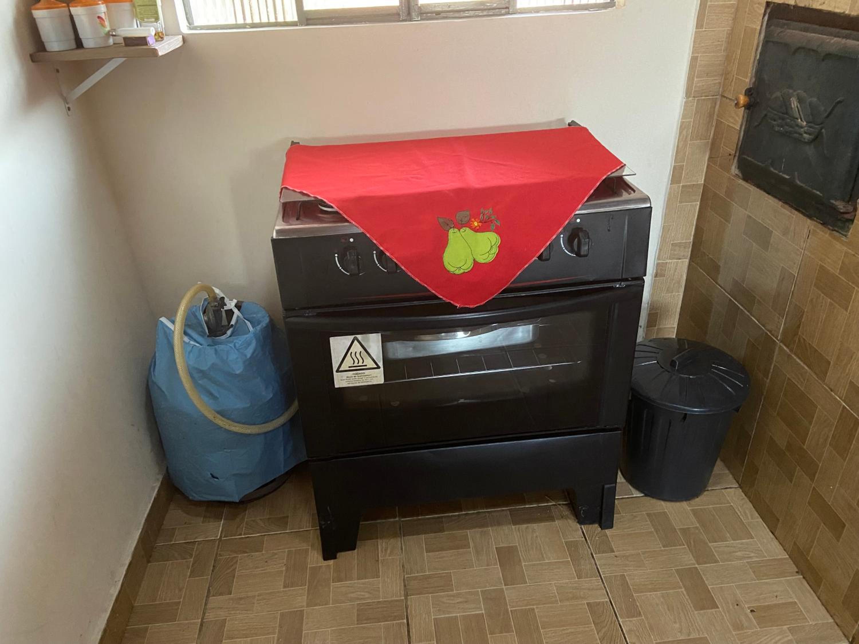 Recanto da Alegria - Casa em Cunha com Jacuzzi,Piscina,Rede,Churrasqueira,Lareira,Deck, Banco de coração