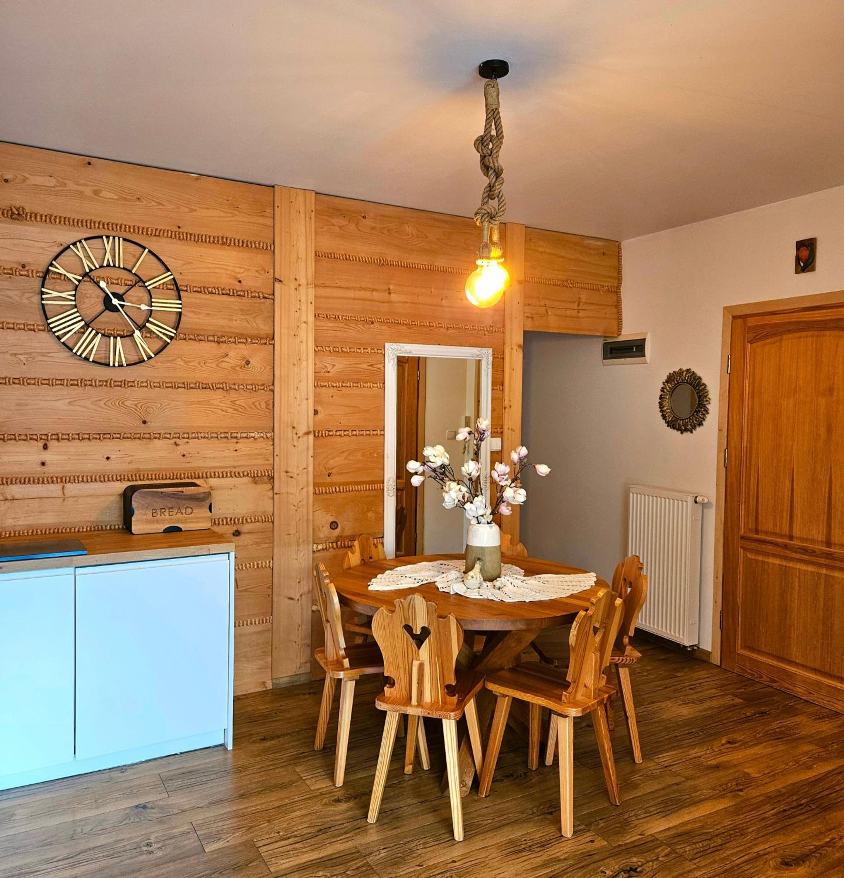Apartament Giewont Izba - Split AC, Private Terrace, Private Parking view 4
