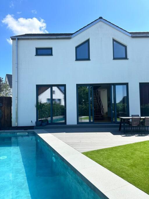 Modernes offenes Haus