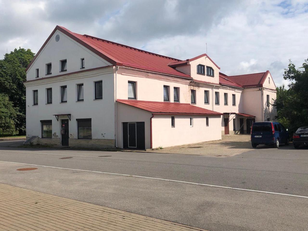 Rooms near the station